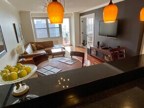 151 Tremont St, Unit 24U in Boston, MA - Foto de edificio - Building Photo