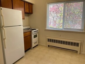 36 Trowbridge St in Cambridge, MA - Building Photo - Building Photo