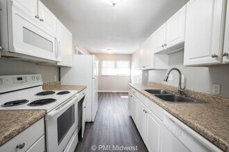 330 Hugo St in Indianapolis, IN - Building Photo - Building Photo