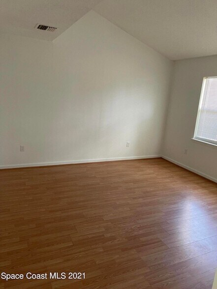 4230 Mt Vernon Ave in Titusville, FL - Building Photo