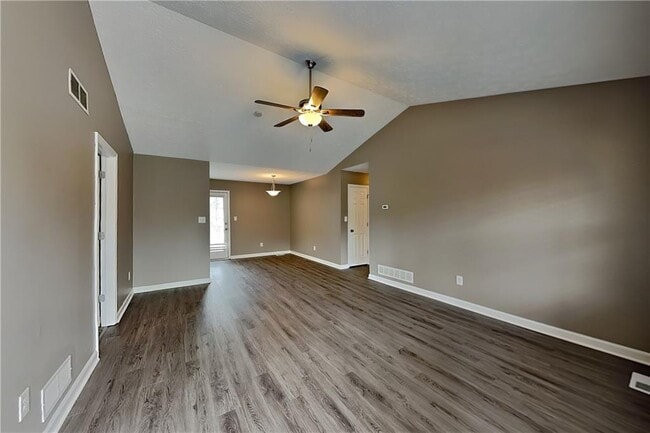 209 Hale Haven Dr in Douglasville, GA - Building Photo - Building Photo