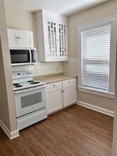 905 N Bishop Ave in Dallas, TX - Building Photo - Building Photo