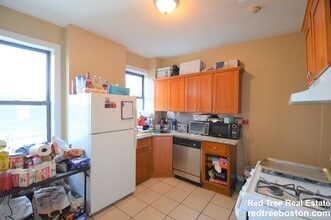 17 Highgate St in Boston, MA - Foto de edificio - Building Photo