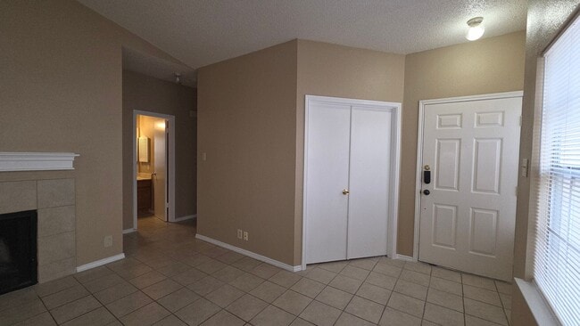 3414 Ridge Smoke in San Antonio, TX - Building Photo - Building Photo