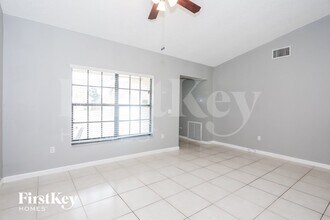 8570 NW 3rd St in Pembroke Pines, FL - Foto de edificio - Building Photo