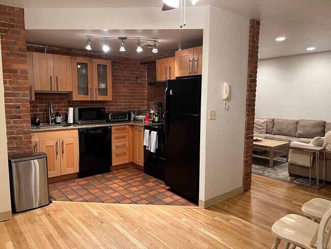 87 Gainsborough St in Boston, MA - Building Photo - Building Photo