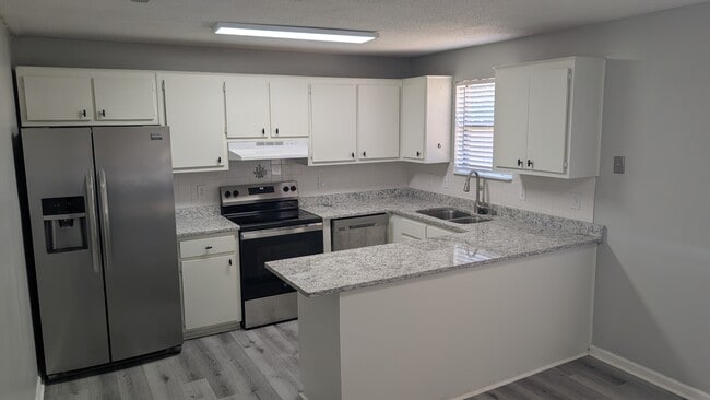 335 Timberidge Dr in Martinez, GA - Building Photo - Building Photo