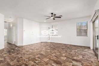 17088 W Lundberg St in Surprise, AZ - Foto de edificio - Building Photo