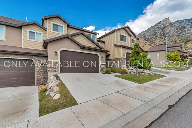 property at 1638 Aspen Loop