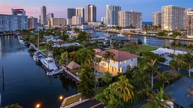 552 Palm Dr in Hallandale Beach, FL - Building Photo - Building Photo