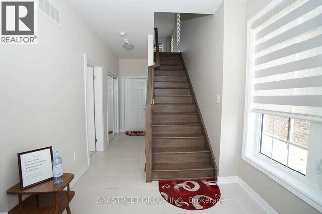 3026-3026 Postridge Dr in Oakville, ON - Building Photo - Building Photo