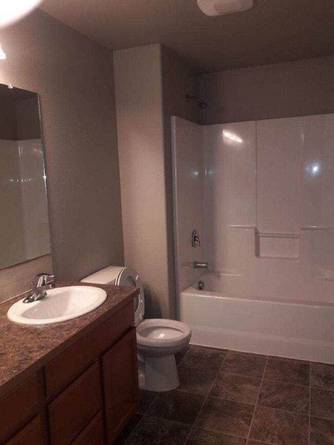 201 La Casa St in Eugene, OR - Building Photo - Building Photo