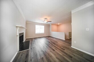 4919 Windsor Downs Dr in Decatur, GA - Building Photo - Building Photo