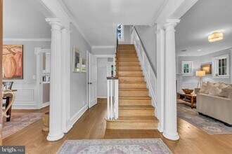807 Hillwood Ave in Falls Church, VA - Building Photo - Building Photo