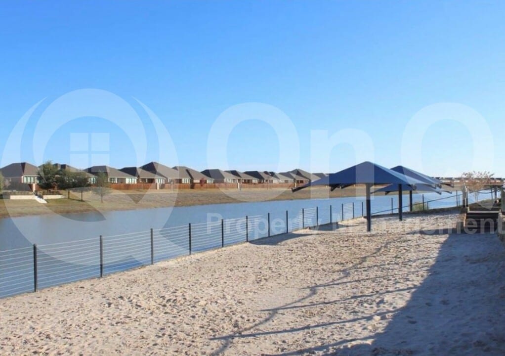 204 Thresher Ln in Princeton, TX - Building Photo