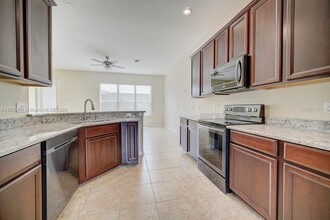 604 Rogue Dr in Longwood, FL - Building Photo - Building Photo