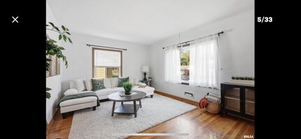 1243 E Dover Ct in Davenport, IA - Foto de edificio - Building Photo