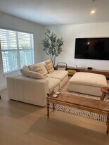 204 16th St in St. Augustine, FL - Building Photo