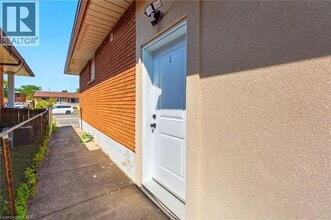 929 Upper Ottawa St in Hamilton, ON - Building Photo - Building Photo