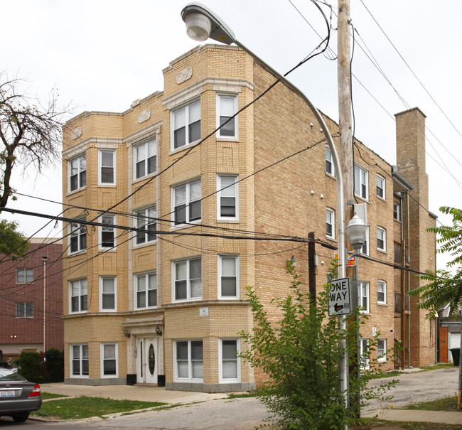 3215 N Francisco Ave in Chicago, IL - Building Photo - Building Photo