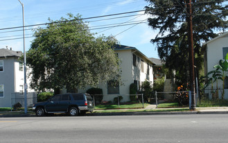 12233 Vanowen St Apartments