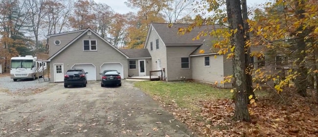713 Haverhill Rd, Unit 3 or C