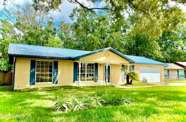 8717 Pinon Dr in Jacksonville, FL - Building Photo - Building Photo