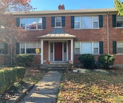 property at 2454 Grinstead Dr
