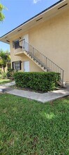 15699 SW 73rd Cir Terrace in Miami, FL - Building Photo - Building Photo