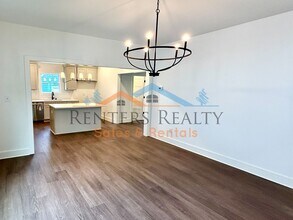 1012 Halsey Ave NE in Huntsville, AL - Building Photo - Building Photo