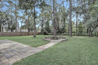 232 Campbell Ave in Orange Park, FL - Foto de edificio - Building Photo