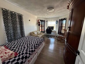 642-648-648 Eastern Ave in Lynn, MA - Foto de edificio - Building Photo