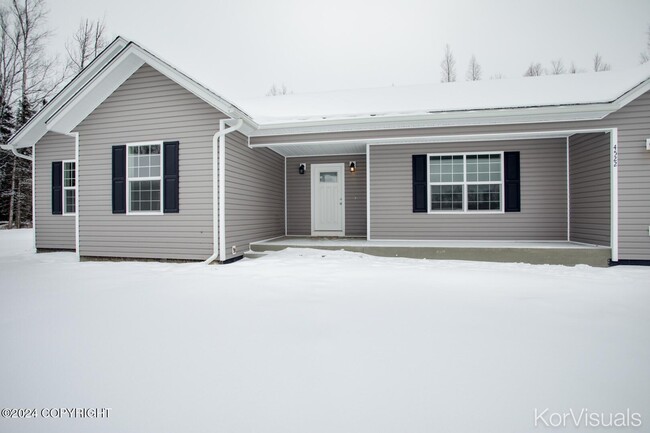 4522 W Fraser Dr in Wasilla, AK - Building Photo - Building Photo