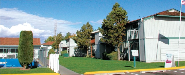 Columbia Court Apartments in Pasco, WA - Building Photo - Building Photo