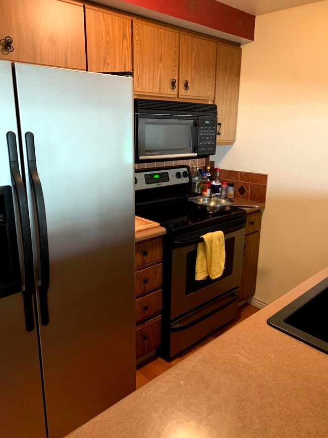 2740 E Otero Plz, Unit 10 in Centennial, CO - Foto de edificio - Building Photo