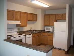 Scoville Center Apartments in Beloit, WI - Building Photo - Building Photo