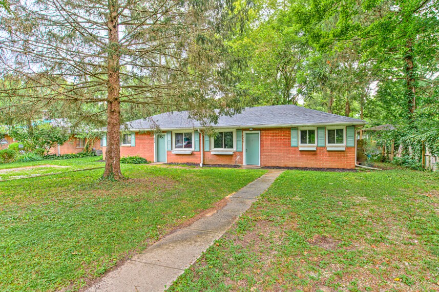 5366 Clarendon Rd in Indianapolis, IN - Building Photo