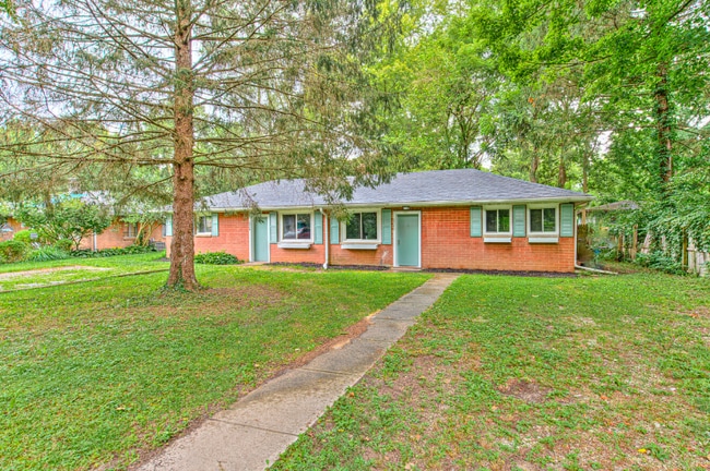 property at 5366 Clarendon Rd