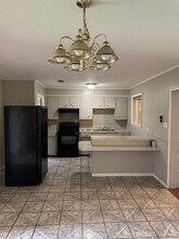 3127 Shed Rd in Bossier City, LA - Foto de edificio - Building Photo
