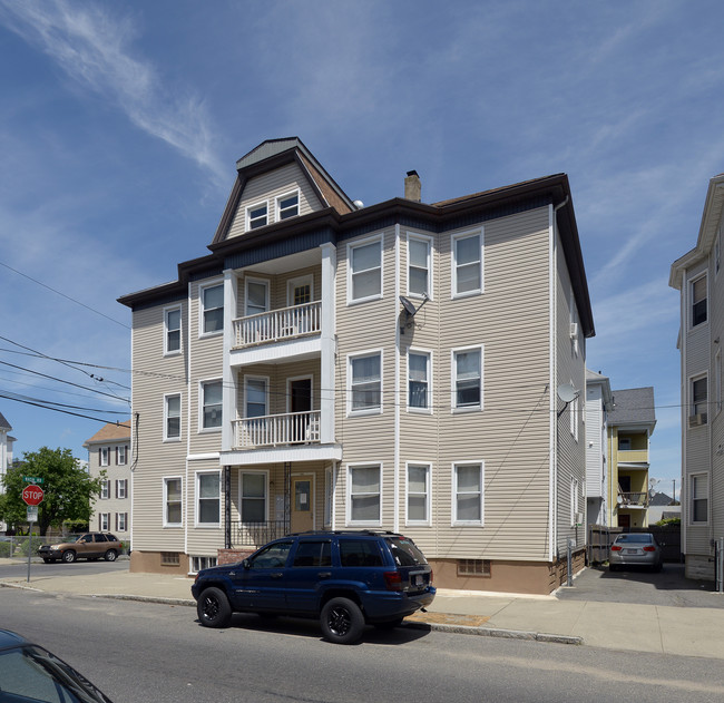 520 N Front St in New Bedford, MA - Building Photo - Building Photo