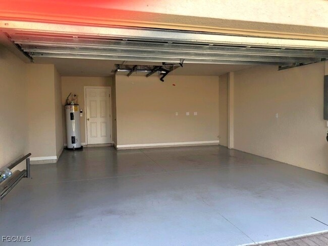 3449 Crosswater Dr in North Fort Myers, FL - Building Photo - Building Photo