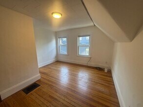 582 Cambridge St, Unit 3 in Boston, MA - Building Photo - Building Photo