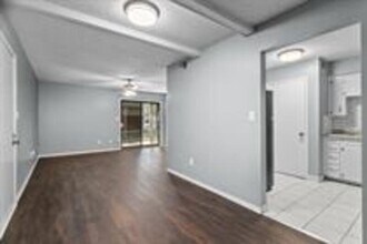 3 NW O'Brien Rd in Lee's Summit, MO - Building Photo - Building Photo