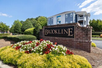 Residences at Brookline in Charlotte, NC - Building Photo - Building Photo