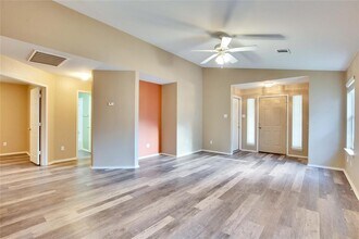 2512 Jesse Owens Dr in Austin, TX - Building Photo - Building Photo