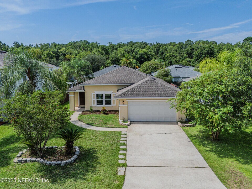 1413 Heather Ct in St. Augustine, FL - Building Photo