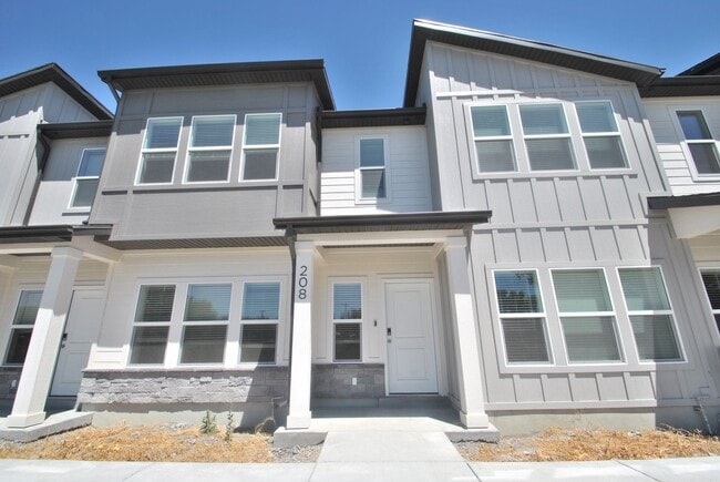 property at 208 W 3175 S