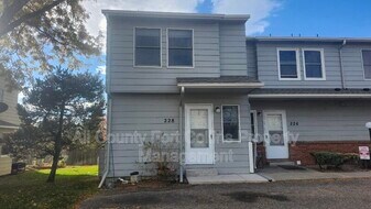 228 42nd St SW in Loveland, CO - Building Photo