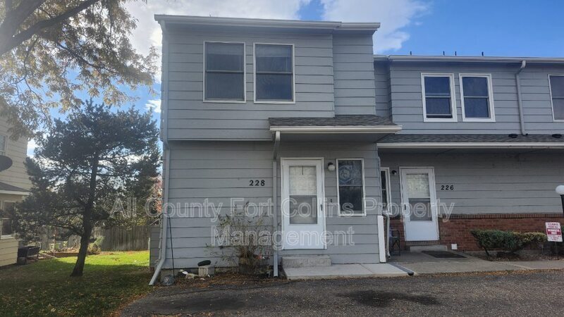 228 42nd St SW in Loveland, CO - Building Photo