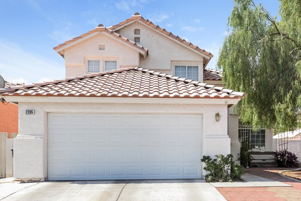 2205 Farmouth Cir in North Las Vegas, NV - Building Photo